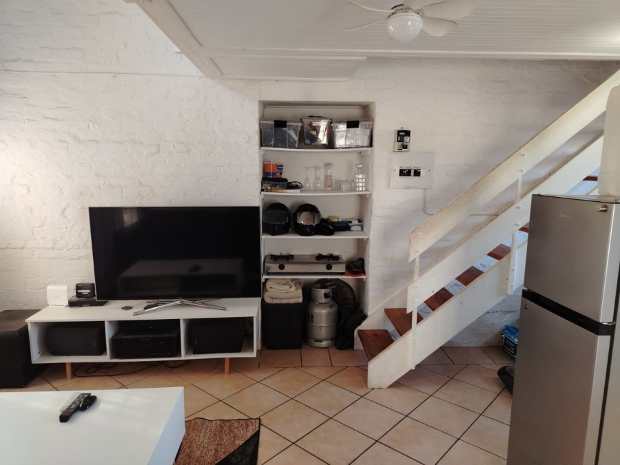 To Let 1 Bedroom Property for Rent in Vincent Eastern Cape